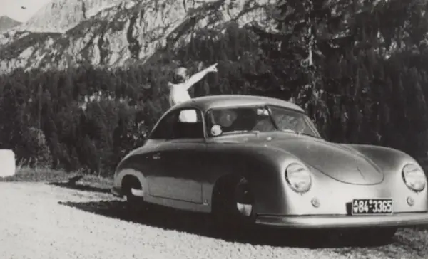 Foto: Sammlung Domnick Porsche No. 3 1950